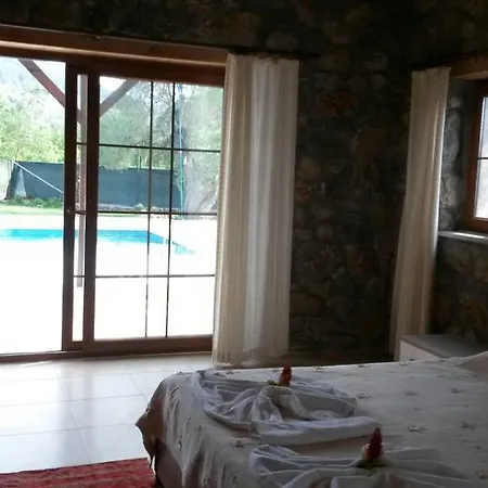 Stonehouse * Kayaköy